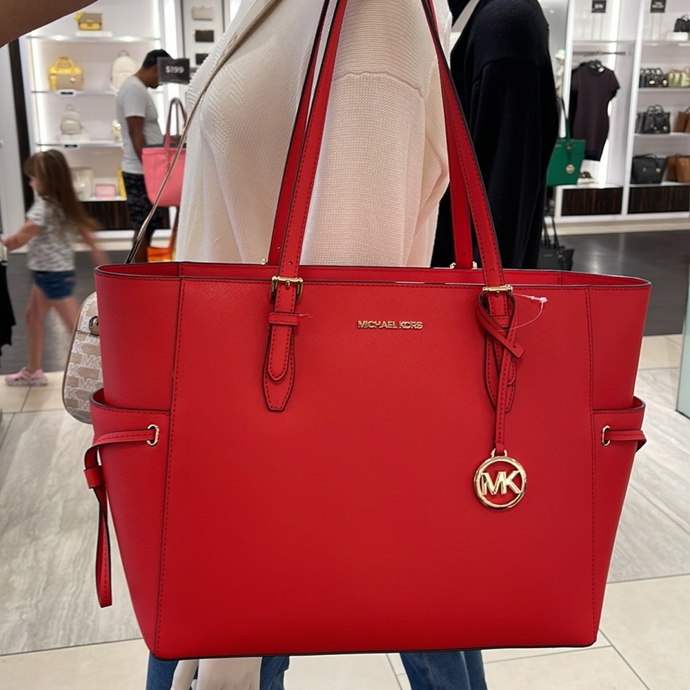 Michael Kors Gilly Large Drawstring Travel Leather Top Zip Tote 
 Dark Sangria - Picture 3 of 16